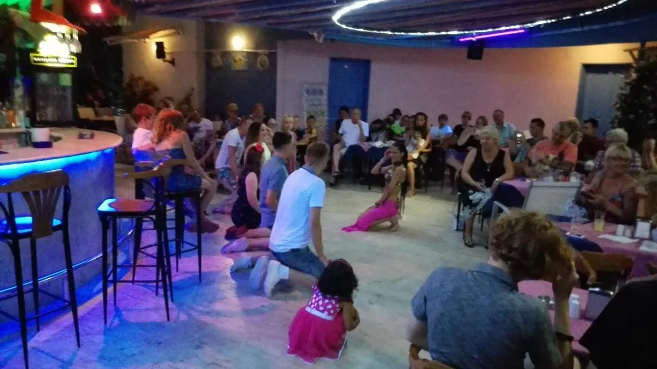 Happy Apart Hotel Kuşadası Aparthotel
