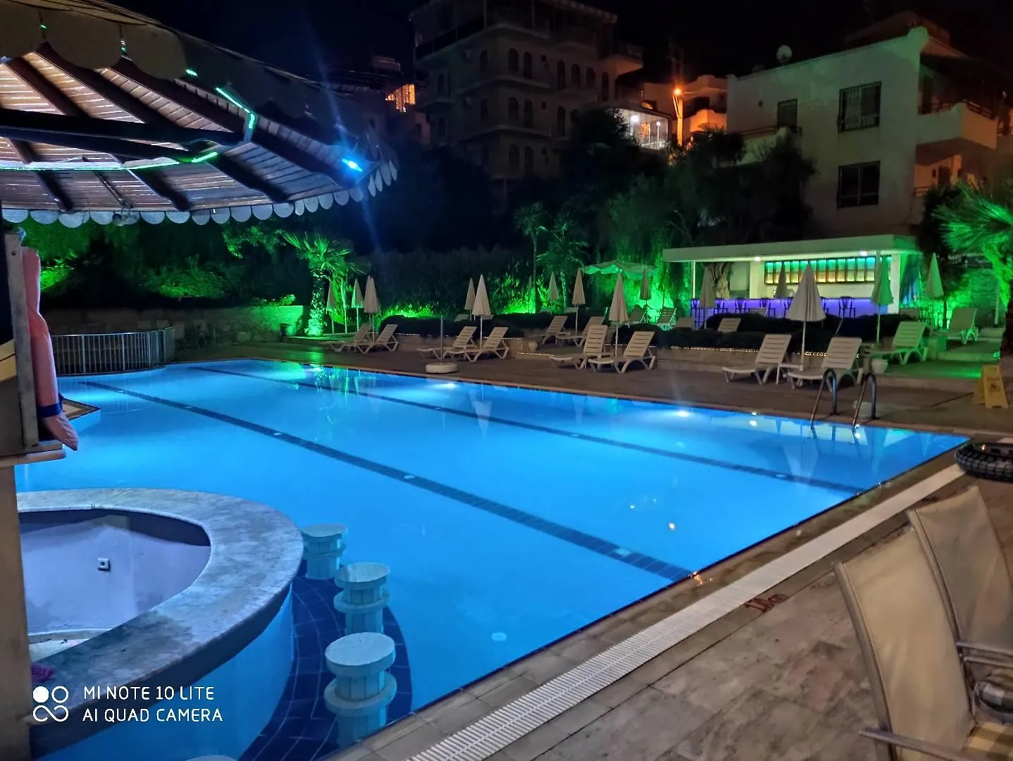 Happy Apart Hotel Kuşadası Apart Otel